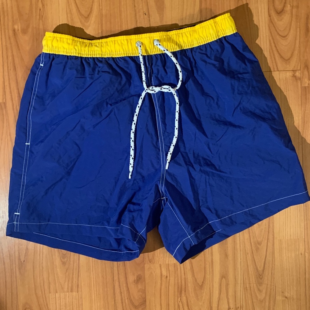 New Tommy Hilfiger mens bathing trunks